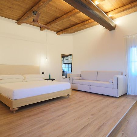 Valerio Resort Beach Club Margherita Di Savoia Exterior photo